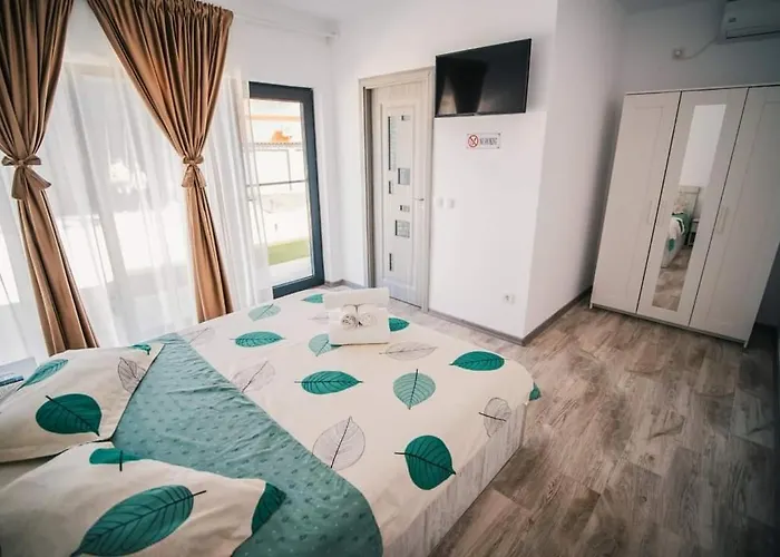 Casutele Amaliei Vendégház Corbu