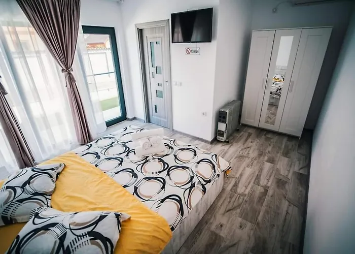 Casutele Amaliei 3* Corbu